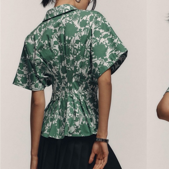 Exquise Tobie Short Sleeve Green & White Floral Pleated Blouse Size XXS - Picture 6 of 8